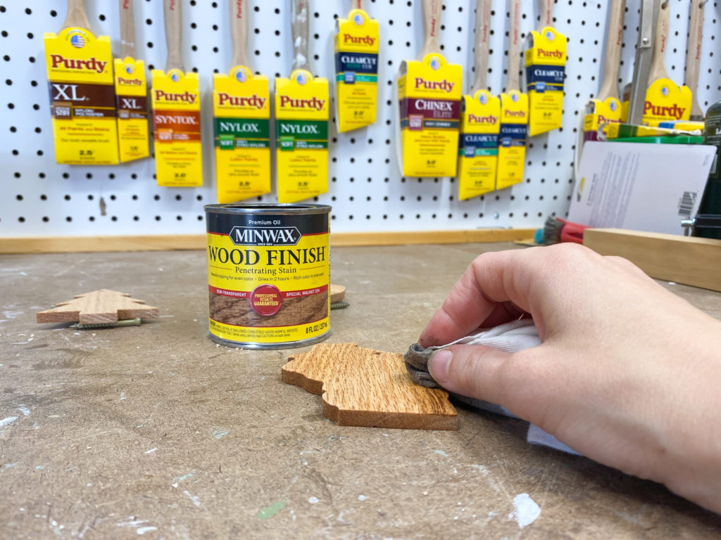 Applying Minwax Wood Finish to Easy DIY Wood Ornaments