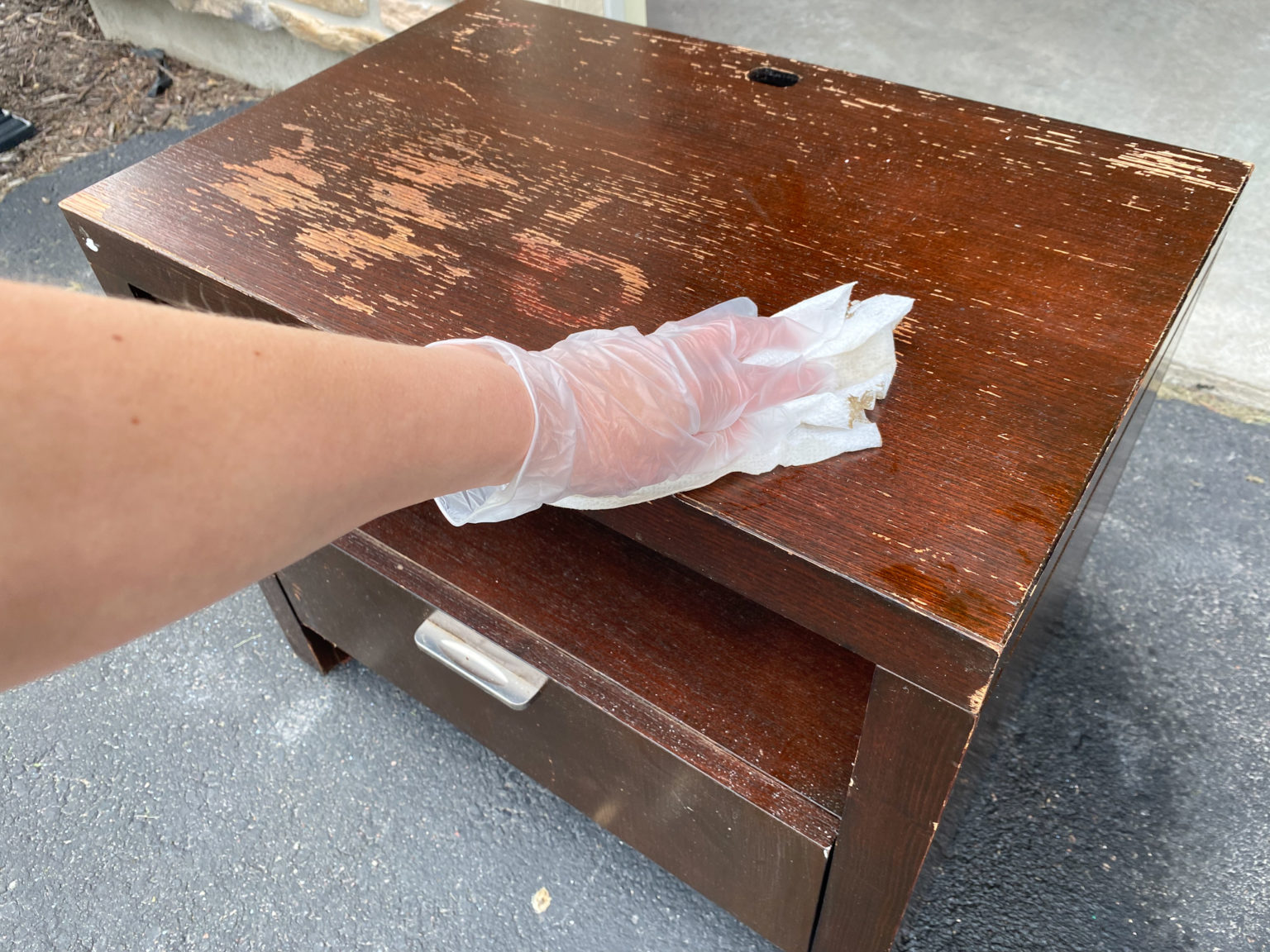 How to paint nightstands AND get a super smooth finish with Purdy